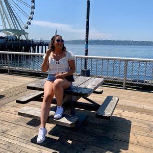 Meet your Posher, Gulshan